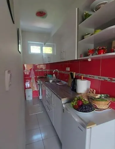 Апартаменти Center *